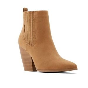 Call It Spring Daisies Beige Boot